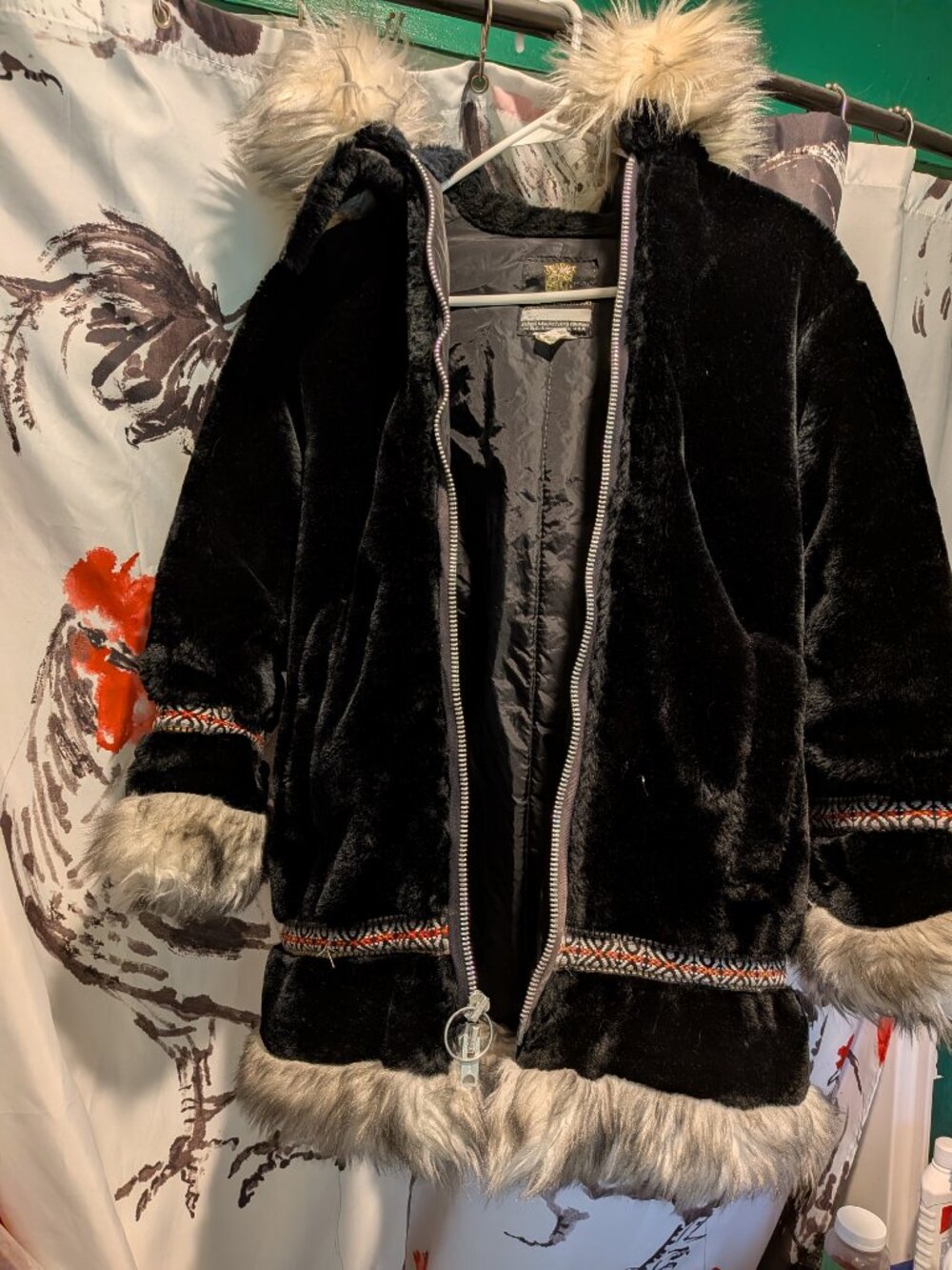 Vintage 70s Stearns Manufacturing Company faux fur coat - Picture 3 of 5